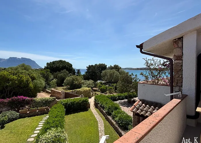 Baia Dorata Beach Apartments